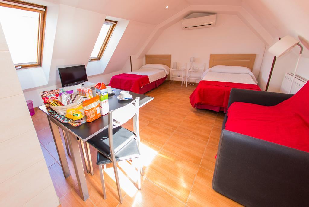 Apartamentos Madrid Centro Kültér fotó
