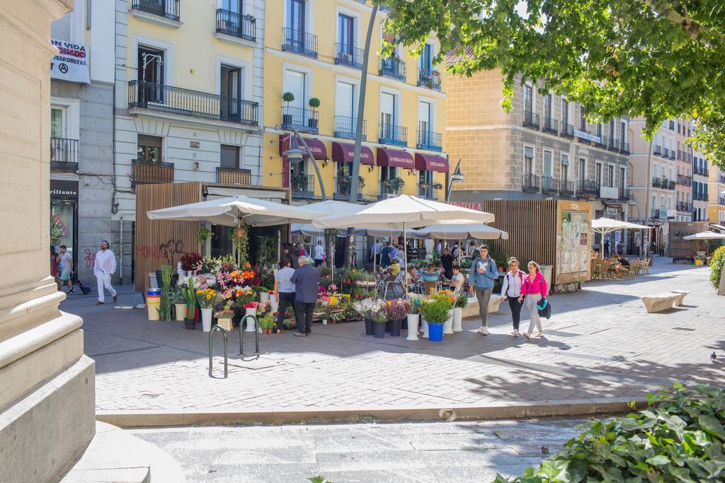 Apartamentos Madrid Centro Kültér fotó