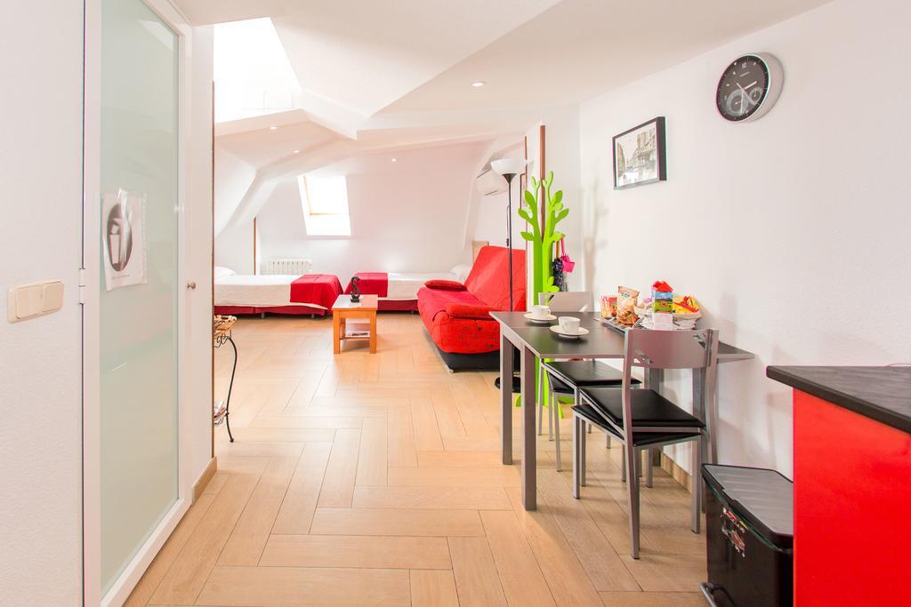 Apartamentos Madrid Centro Kültér fotó