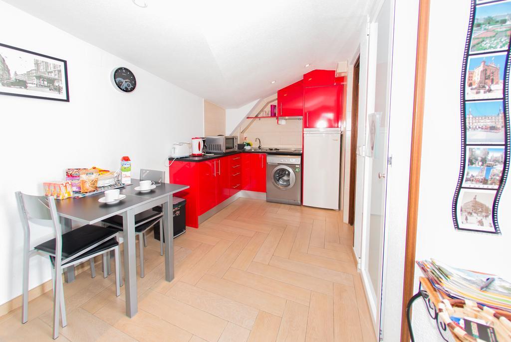 Apartamentos Madrid Centro Kültér fotó