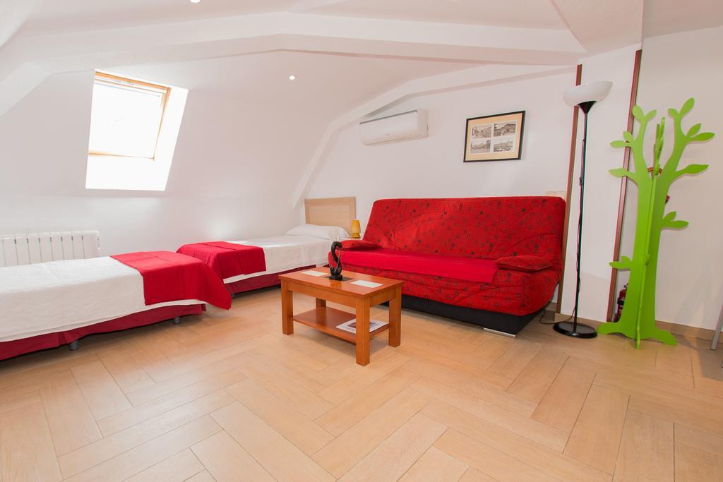 Apartamentos Madrid Centro Kültér fotó