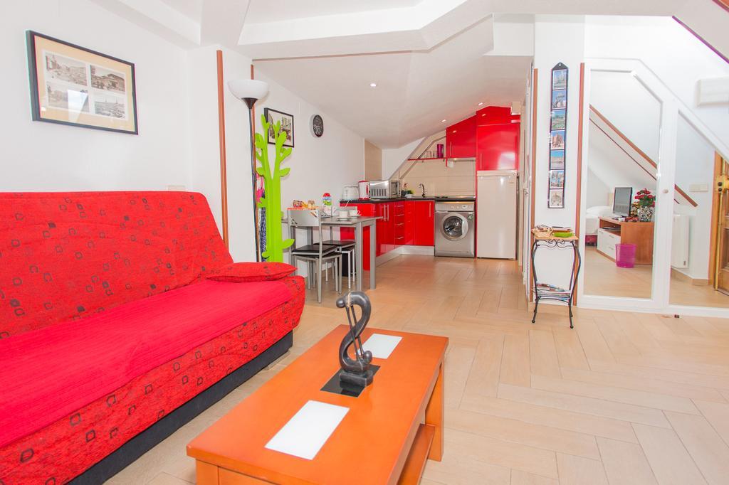 Apartamentos Madrid Centro Kültér fotó