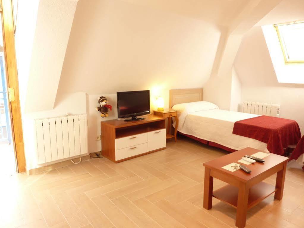 Apartamentos Madrid Centro Kültér fotó